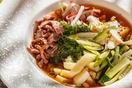 Окрошка с пастрами 