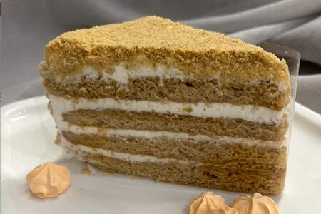 Пирожное Медовое