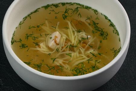 Суп лапша с курицей