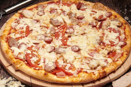 Мясное Ассорти D33 Пицца на тонком тесте