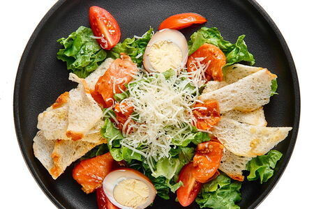 Цезарь с лососем