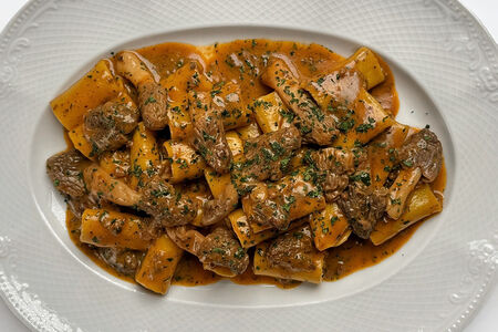 Ригатони со сморчками