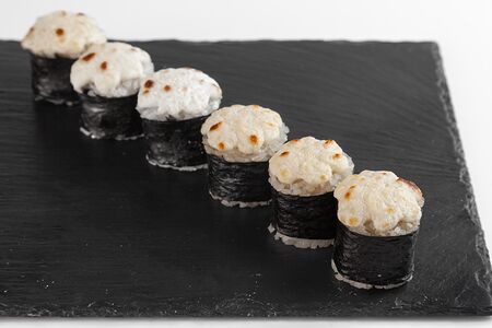 Ролл запеченный с курицей