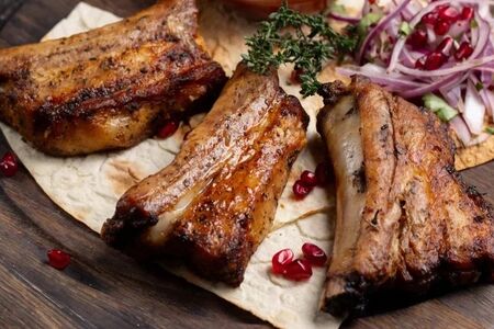 Шашлык из свиных ребрышек