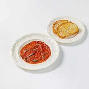 Печеные перцы с соусом из тунца