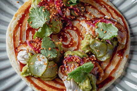 Лепешка с копченым угрем