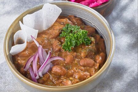 Лобио с грецки орехом