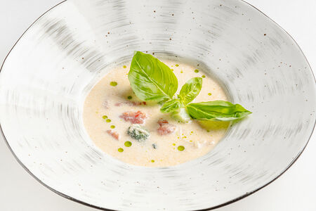 Сливочный суп с лососем