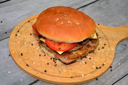 Квадратный Бургер МакМаф Дабл