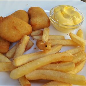 Картофель фри и Нагетсы