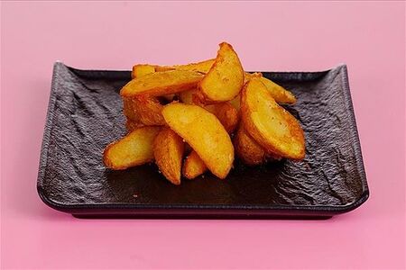 Картофельные дольки со специями