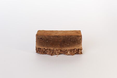 Вегетарианский брауни с бананом и финиками