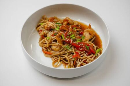 Лапша с креветками 