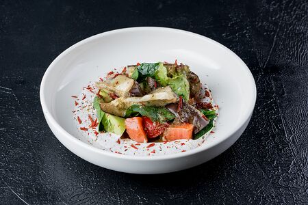 Баклажаны, лосось слабой соли, крем из сыра фета с водорослями