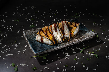 Суши-сэндвич с угрем