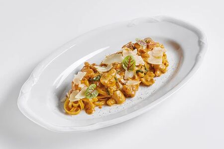 Тальятелле с грибами и индейкой