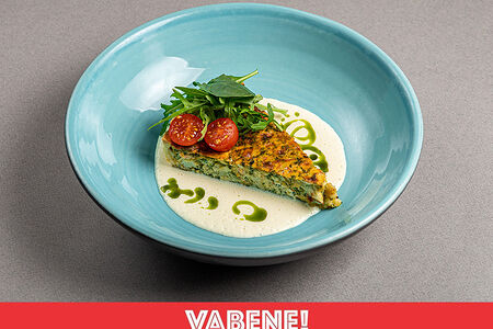 Киш лорен с соусом Беарнез