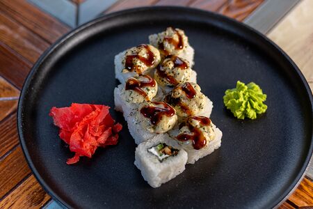 Запеченный с угрем 