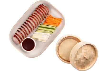 Утка по-пекински половина (300/40/20/20/150/30 гр)