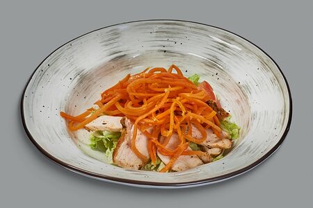 Салат с цыплёнком и корейской морковкой