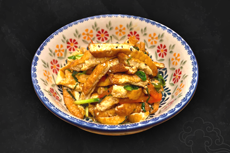 № 533 Жареный тофу со свининой и чесночной травой