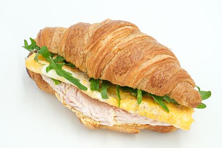 Круассан Пастрами-омлет