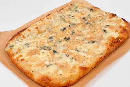 Пицца Груша-горгонзола