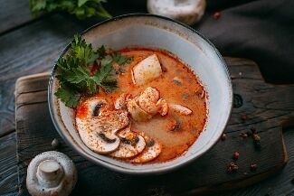 Том ям с морепродуктами Основные