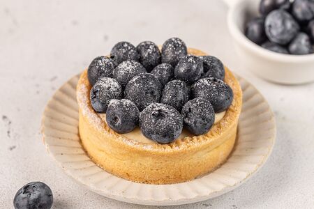 Мини-тарталетка с голубикой