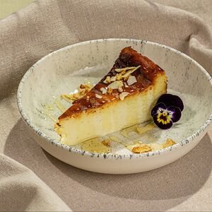 Чизкейк Баскский с горгонзолой