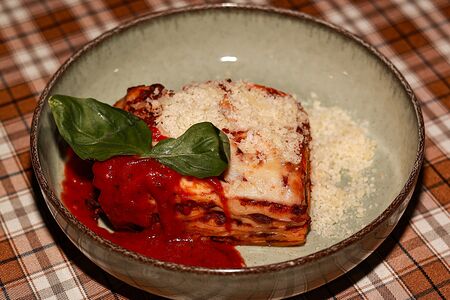 Лазанья с говядиной 