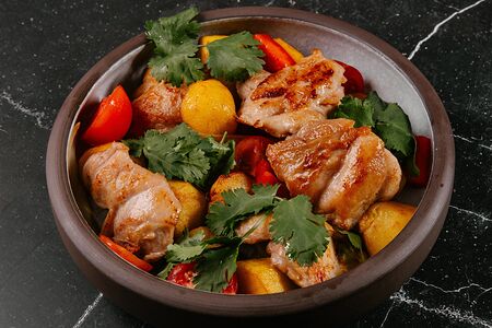 Оджахури по-мегрельски с фермерским цыпленком