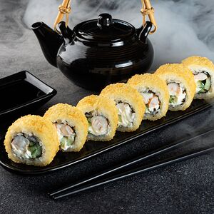 Горячий ролл с креветкой