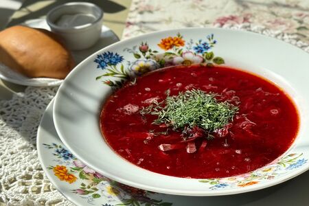 Домашний наваристый борщ со сметаной 