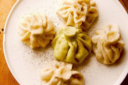 Хинкали с курицей и грибами 