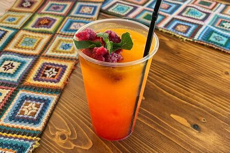 Фирменный Ягодный лимонад