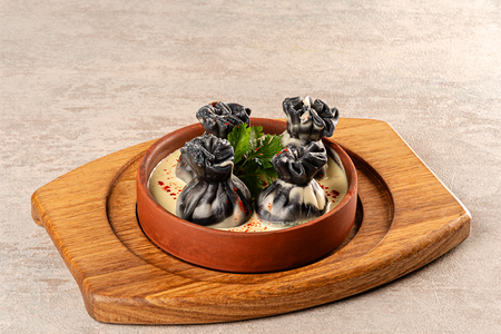 Хинкали патара с креветкой в сливочно-сырном соусе