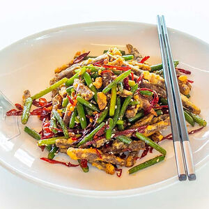 Говядина с острым перцем