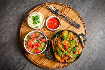 Жаркое с говядиной и грибами