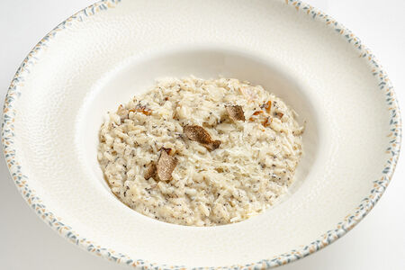 Ризотто с белыми грибами и черным трюфелем