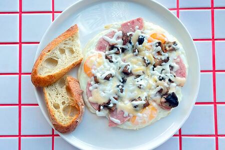 Яйка-пицца Ветчина и грибы