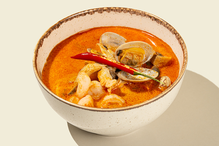 Тайский суп с морепродуктами New