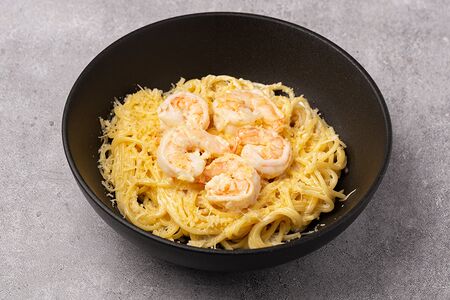 Спагетти с креветками 