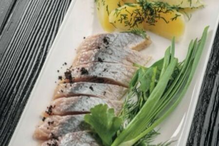 Закуска из балтийской сельди с картофелем
