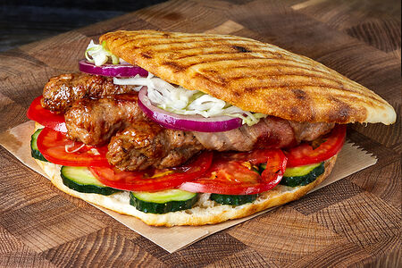 Чевапчичи в беконе