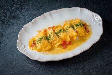 Равиоли с камчатским крабом и креветкой