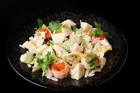 Салат с грушей и креветками