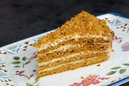 Торт Медовик