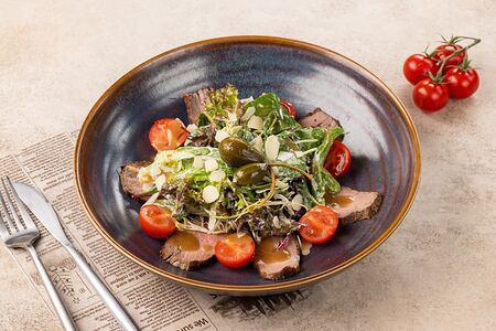 Салат с Ростбифом