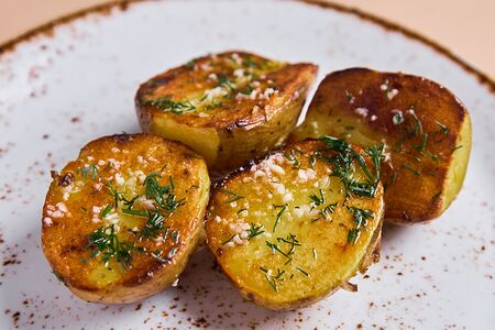 Картофель, печенный на огне